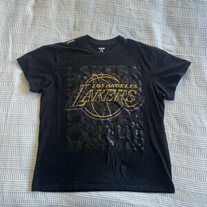 🏀 Los Angeles LA Lakers Black Graphic T-Shirt NBA Dunk Logo